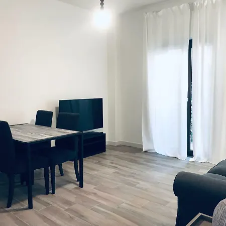 Bellhome 2 - Elegante Nel Centro Di Apartman *
