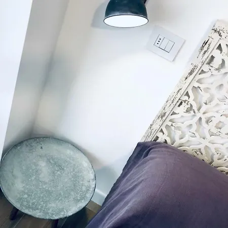 Bellhome 2 - Elegante Nel Centro Di アパート