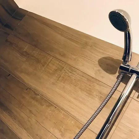 Bellhome 2 - Elegante Nel Centro Di バーリ